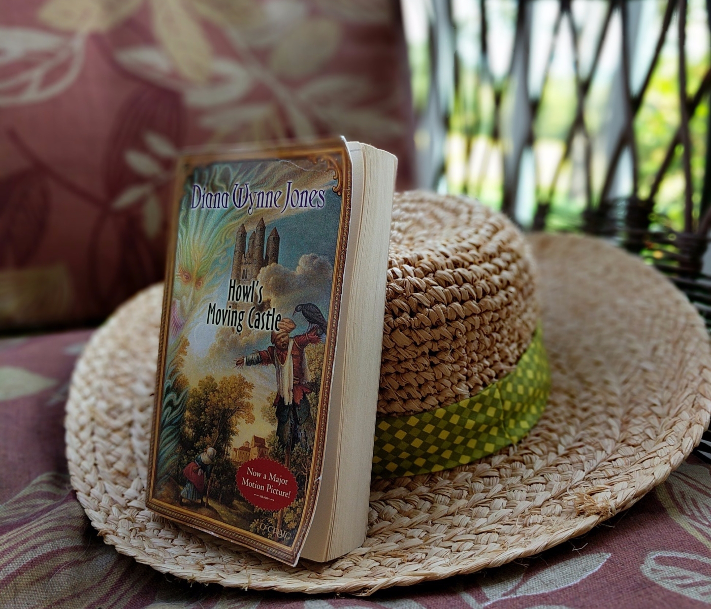 book review howl's moving castle